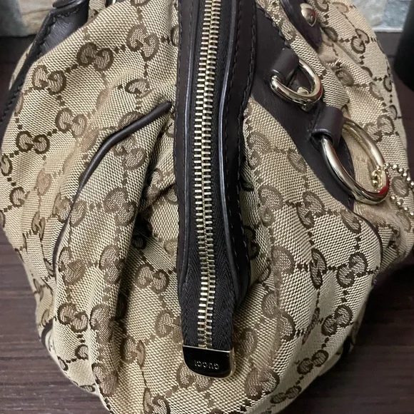 100% authentic Gucci Sukey canvas Crossbody bag‼️‼️‼️PRICE DROP ‼️‼️‼️ - Picture 5 of 7